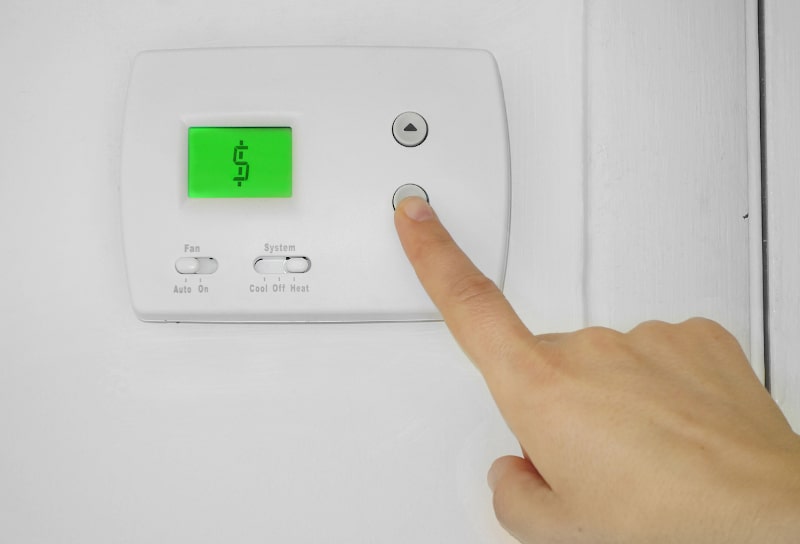 When Should You Replace Your Manual Thermostat in Liberty, SC?